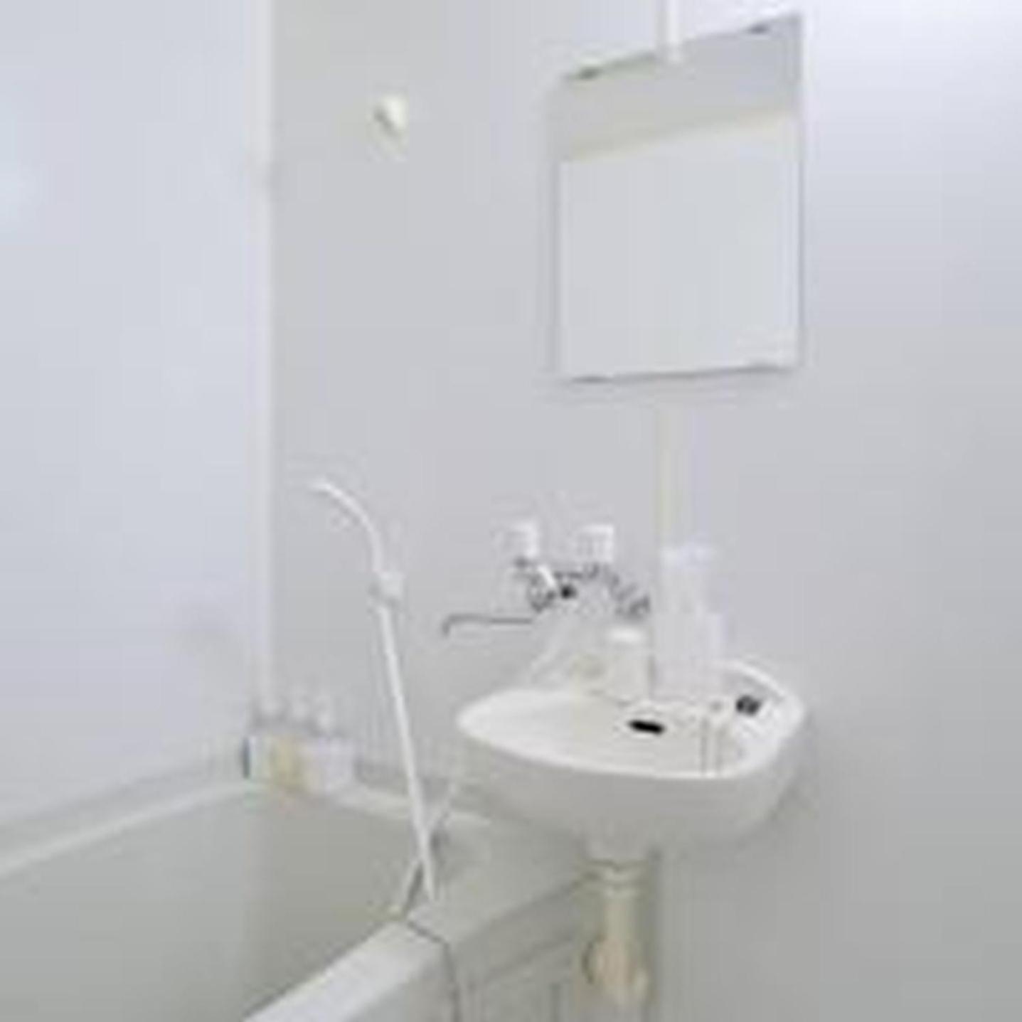 コンフィデンスロン905 Apartment Osaka Bagian luar foto